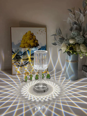 Kristalna lampa u obliku valjka