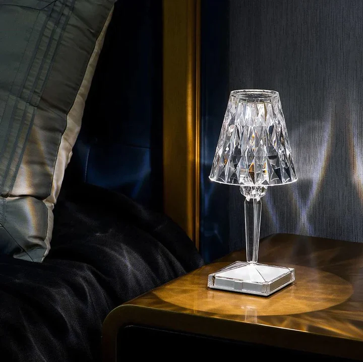 Romboidna Kristalna Lampa